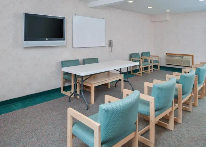 Americas Best Value Inn & Suites Bluffton