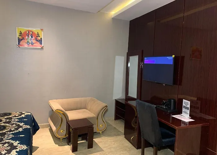 Charles Stainless Hotels