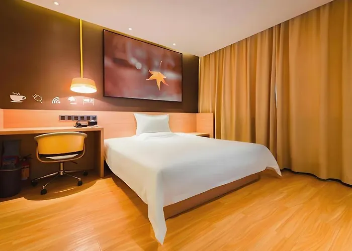Iu Hotel Anyang West Railway Station Yinxu Scenic Spot