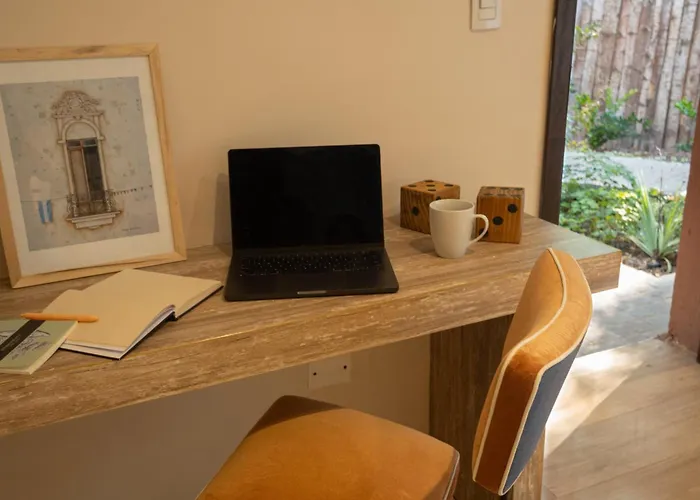 Atelier Petit Hotel
