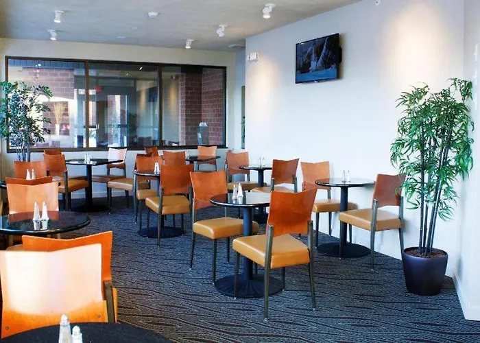 Best Western Plus Oswego Hotel And Conference Center