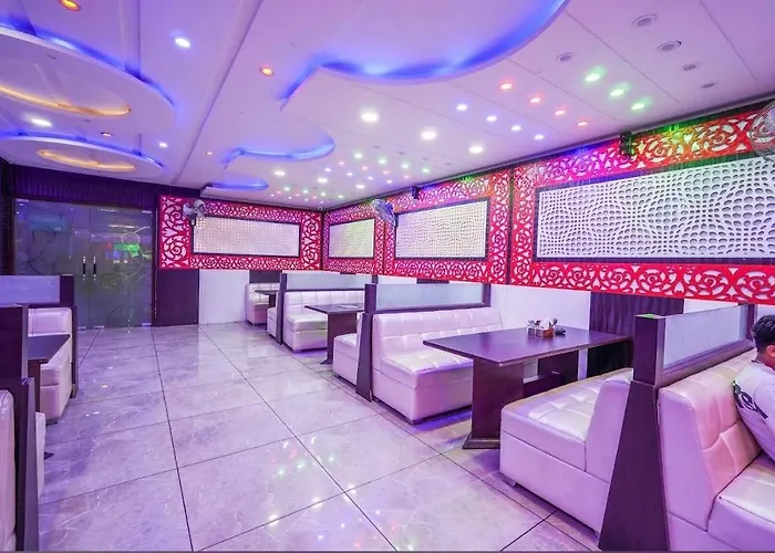 Hotel Crown Plaza