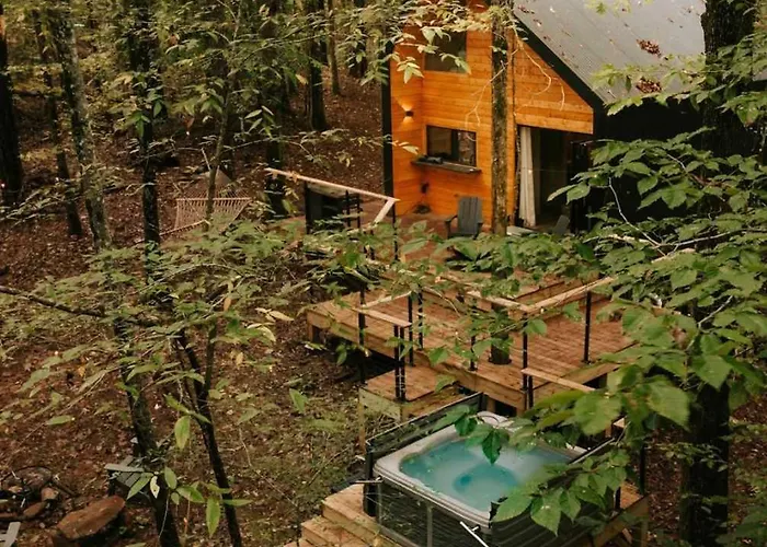 Private Forest Cabin With Hot Tub