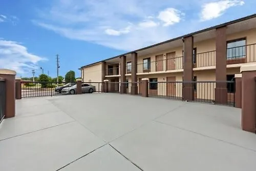 Americas Best Value Inn Brownsville West
