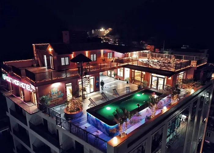 Viet Hoa Cat Ba Hotel