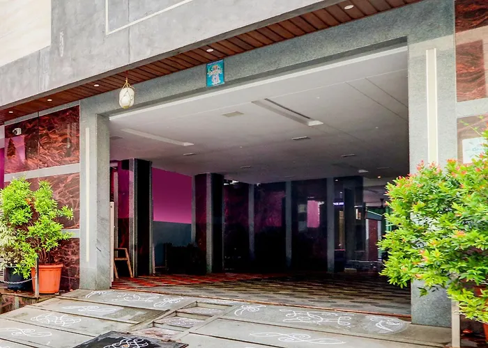 Monday Hotels Rajahmundry