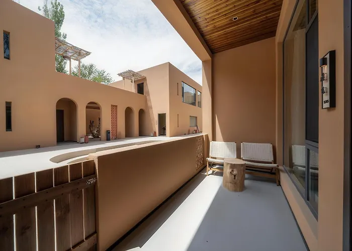 Dunhuang-Boman Oasis Resort