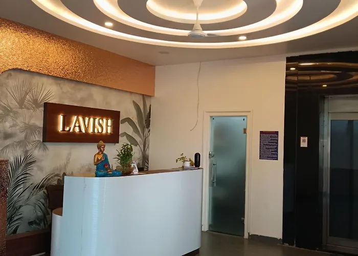 Hotel Lavish Grand