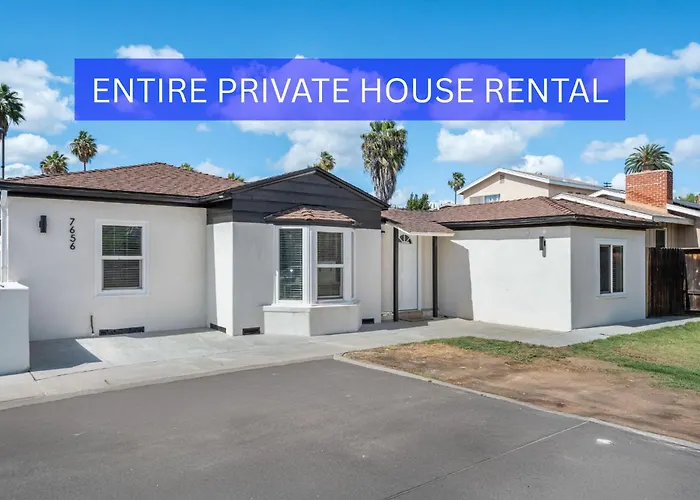 Entire Private House With 4 Bedroom 3 Bath Ranch Style W Gated Yard, Parking, Available Now