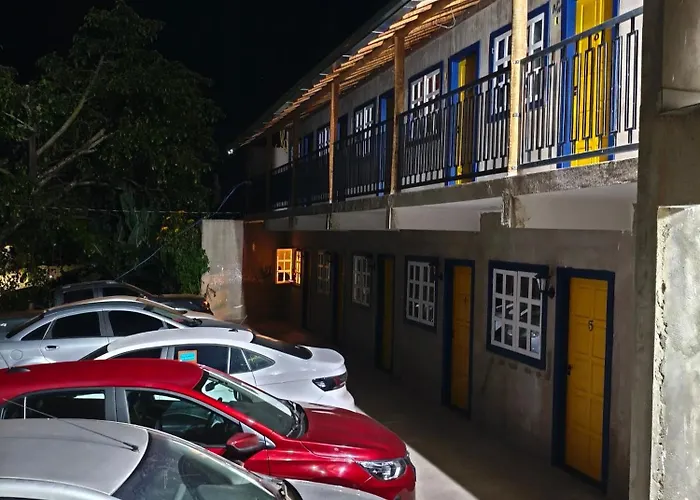 Felício Reis - Pousada Colonial