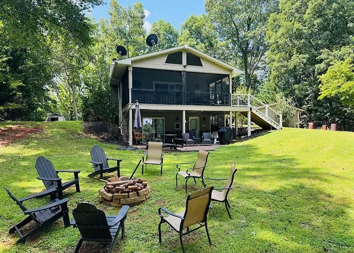 Just Breathe-Lakefront-Private Dock-3Br-Pets Yes