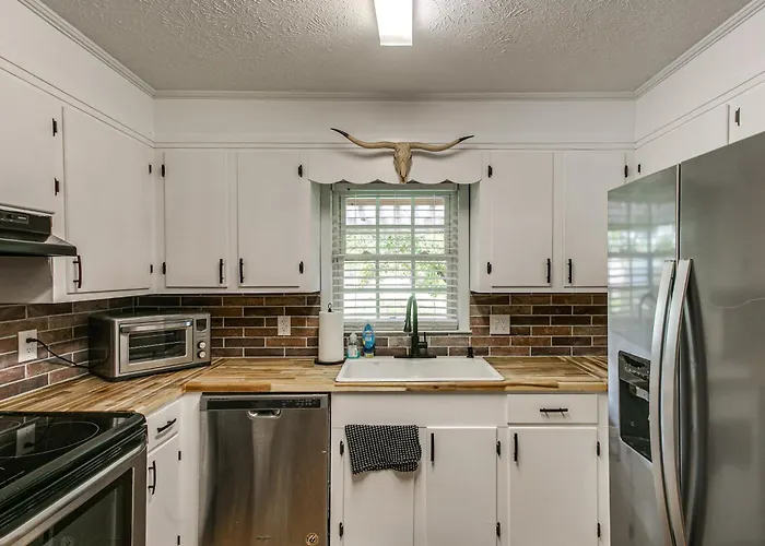 Great For Groups! Pet-Friendly Getaway In Vidalia