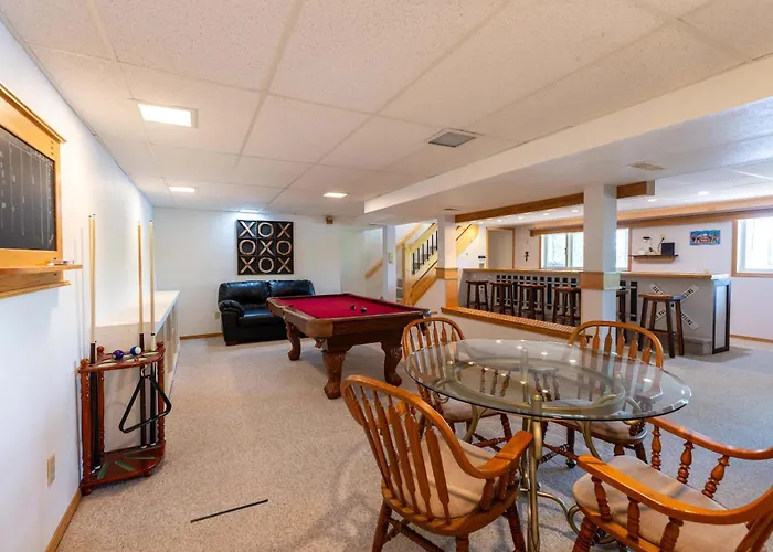 Lakefront Cabin With Game Room In Rhinelander