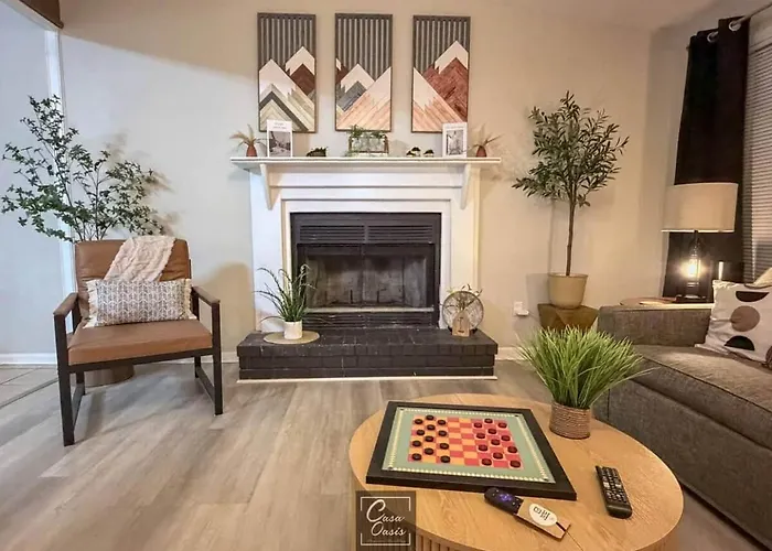 Cozy Sunlit 4 Beds House Fully Fenced Near Base