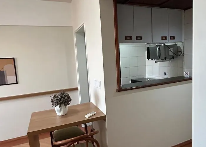 L Hirondelli Flat Service