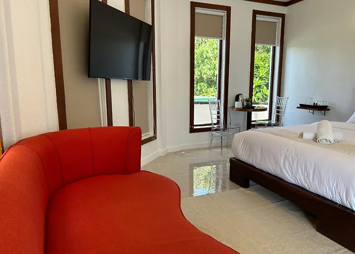 Castle View Hotel Resort