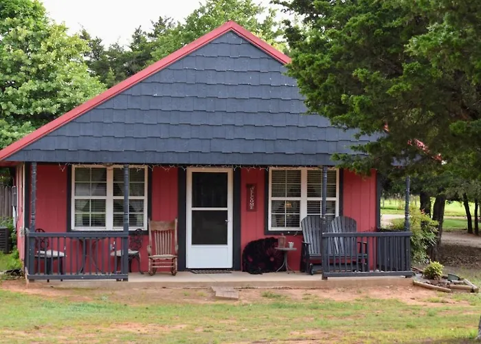 Cottages At Willow Pond