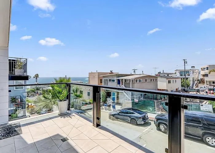 Steps To The Best Beach In La Rooftop Deck Wow!