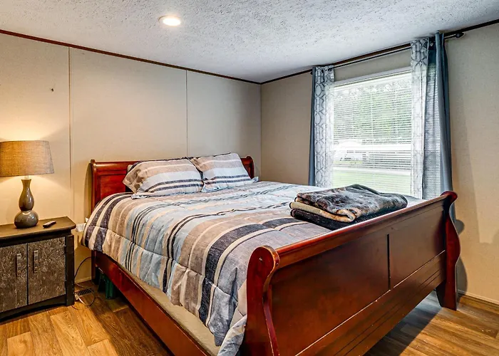 Golf, Beaches & More! Pet-Friendly Home In Leland