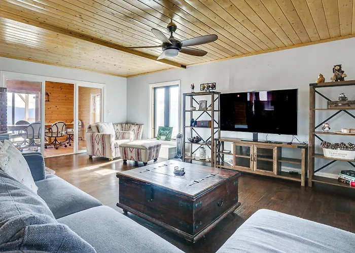 Hiking, Wineries & More! Mtn-View Gem In Tehachapi