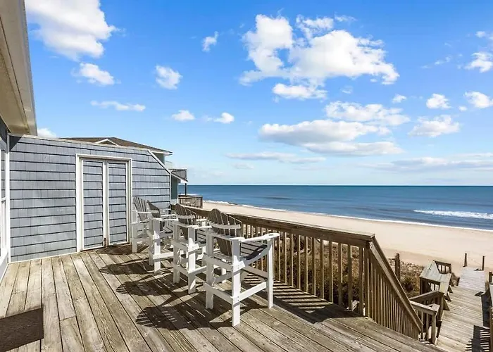 Oceanfront Retreat On Private Beach With Stunning View