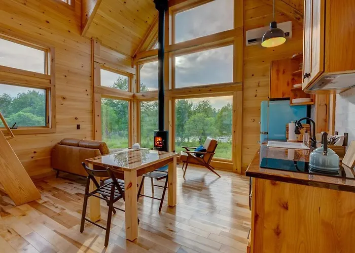 River Views | Private Hot Tub | The Willow Cabin
