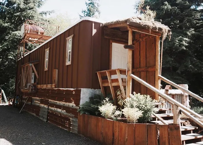 Beautiful Safari Tent Near Olympic National Park For An Amazing Glamping Experience Near Forks, Washington