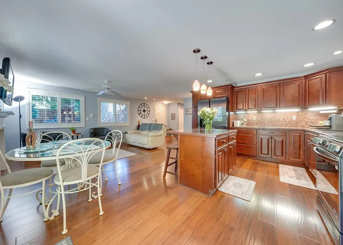 4 Mi To Waterfront & Wineries! Quiet Getaway