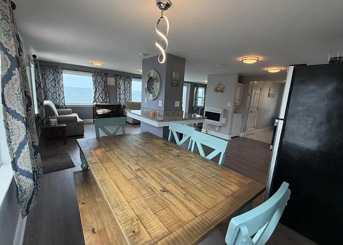 Lakefront Pet Friendly Home By Winery And Beach