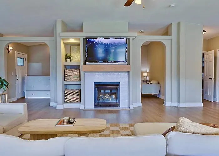 Happy'S Hideaway, Downtown, Hot Tub, Sleeps 12