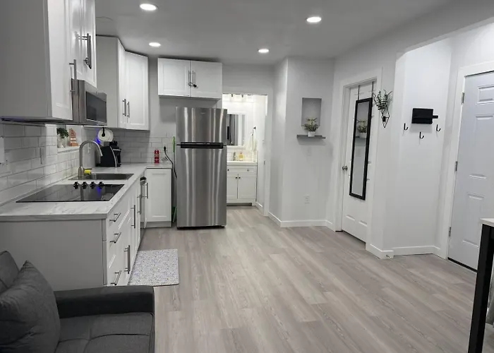 New & Modern, Private Fenced & Gated, Pet Friendly