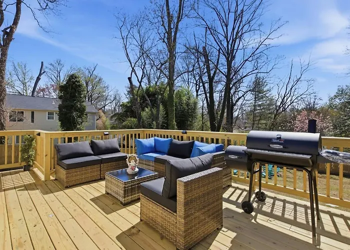 Elegant Springfield Getaway Near Washington Dc.