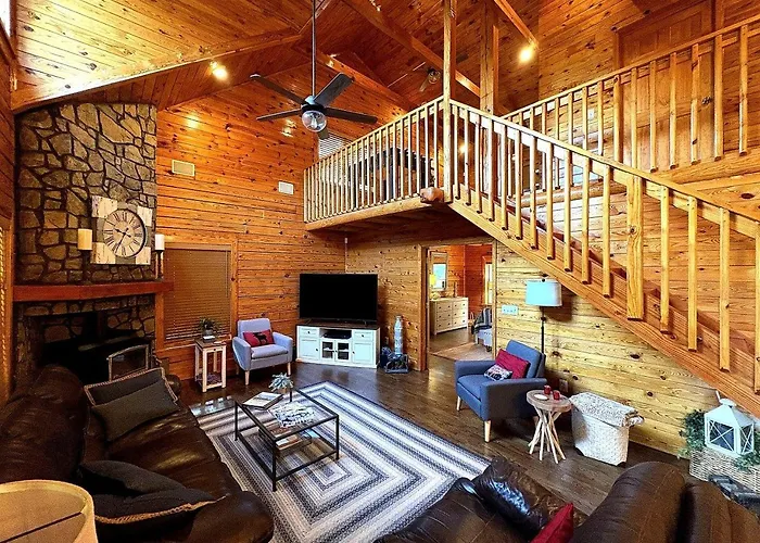 Rustic Log Cabin With Hot Tub & Wraparound Porch In Mount Airy, North Carolina