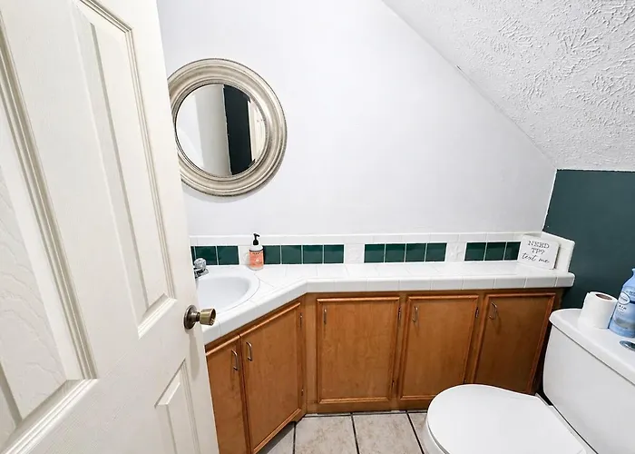 Peach Door Cottage