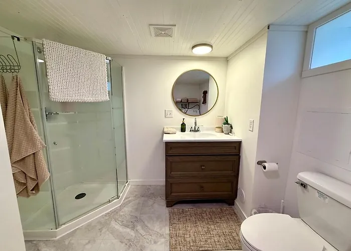 Nellie'S Nest - Spacious & Walkable Downtown Home