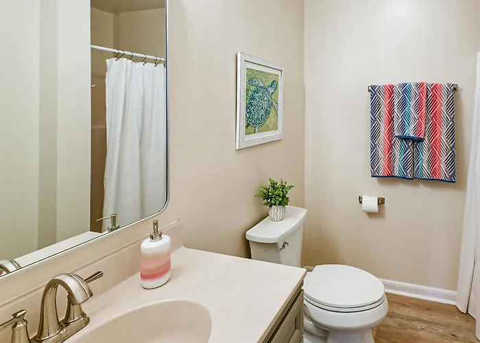 Amazing Location! Updated Bethany Beach Retreat!