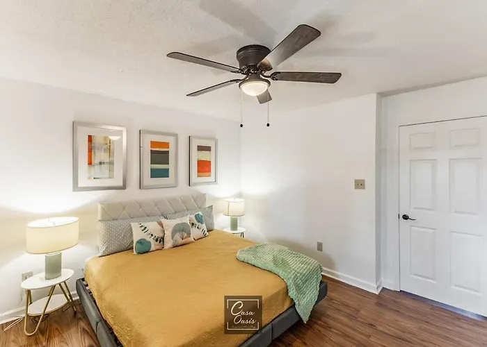 Greenleaf Comfort Retreat 4 Beds Decatur