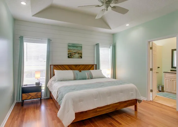 Peaceful Lake Escape W/ Dock In Coffee County