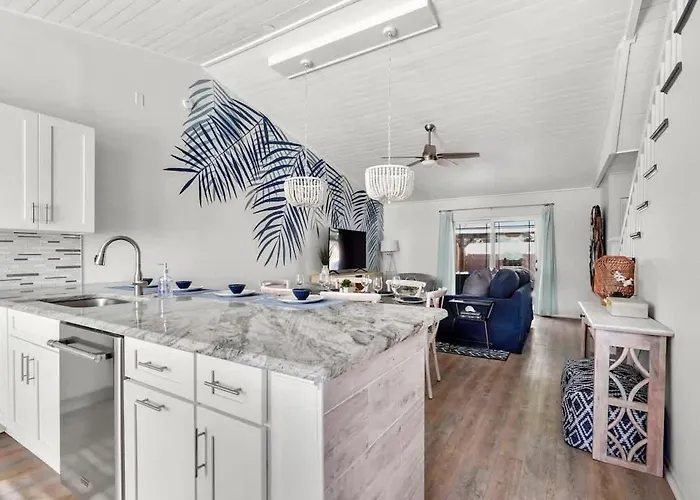 Beach Getaway - Team Joseph Ellen