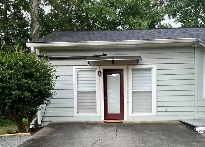 Tiny Home In Lawrenceville