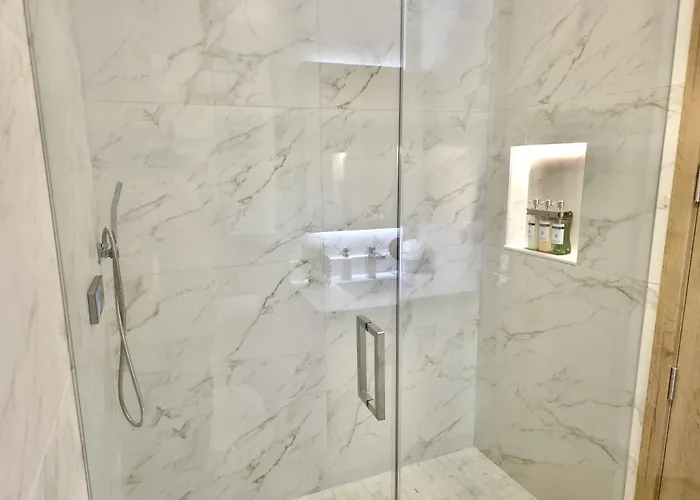 Coral Springs Oasis Retreat