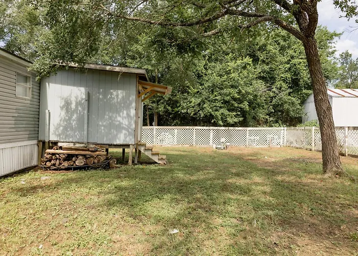 The Hidden Creek Hideaway