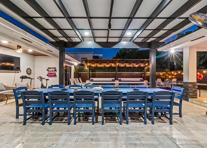 Sunset Villa W Pool, Outdoor Kitchen & Grill