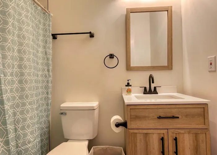 Private Cottage Near Berry, Shorter, Hospitals And Tennis
