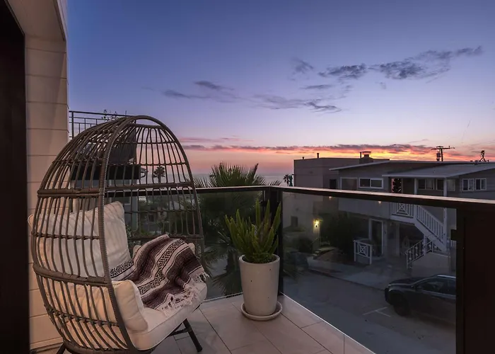 Steps To The Best Beach In La Rooftop Deck Wow!