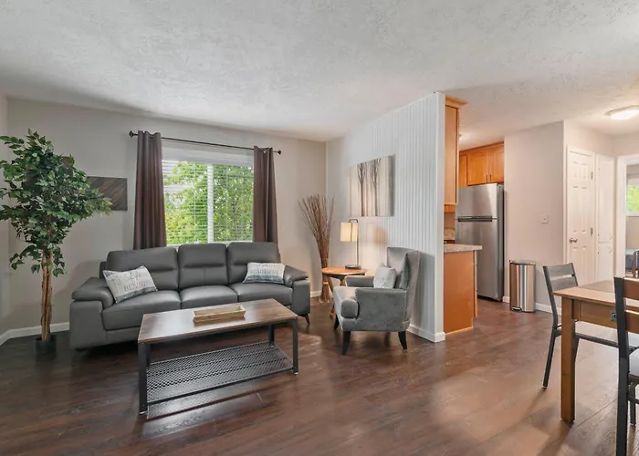 Extended Stay Apt #8 1Bd-Full Kitchen-Mcminnville