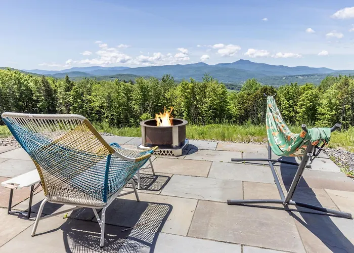 Cozy, Private Mountain Stay With Breathtaking Views