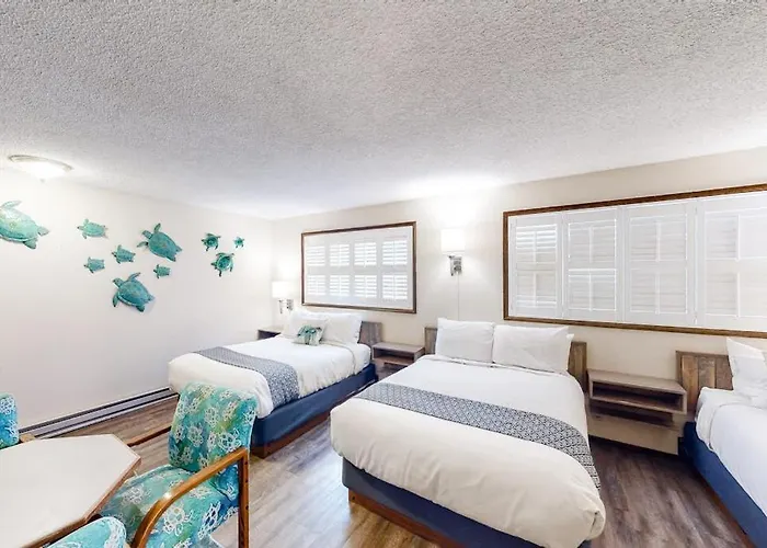 Retro-Chic Room Near Beach With Fast Wifi - Walk To Downtown Shops & Eateries