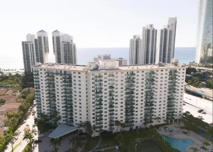 Ocean Reserve Miami Sunny Isles Collins Ave