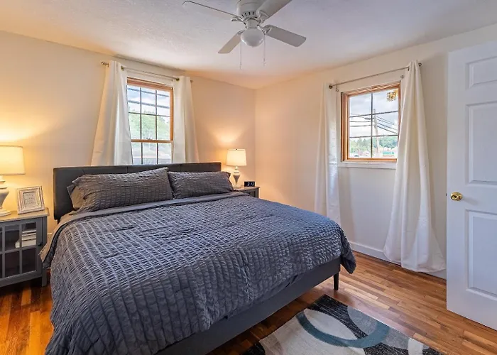 Bluefield Atv Loft 2Br Above The Action On Coal Heritage Rd